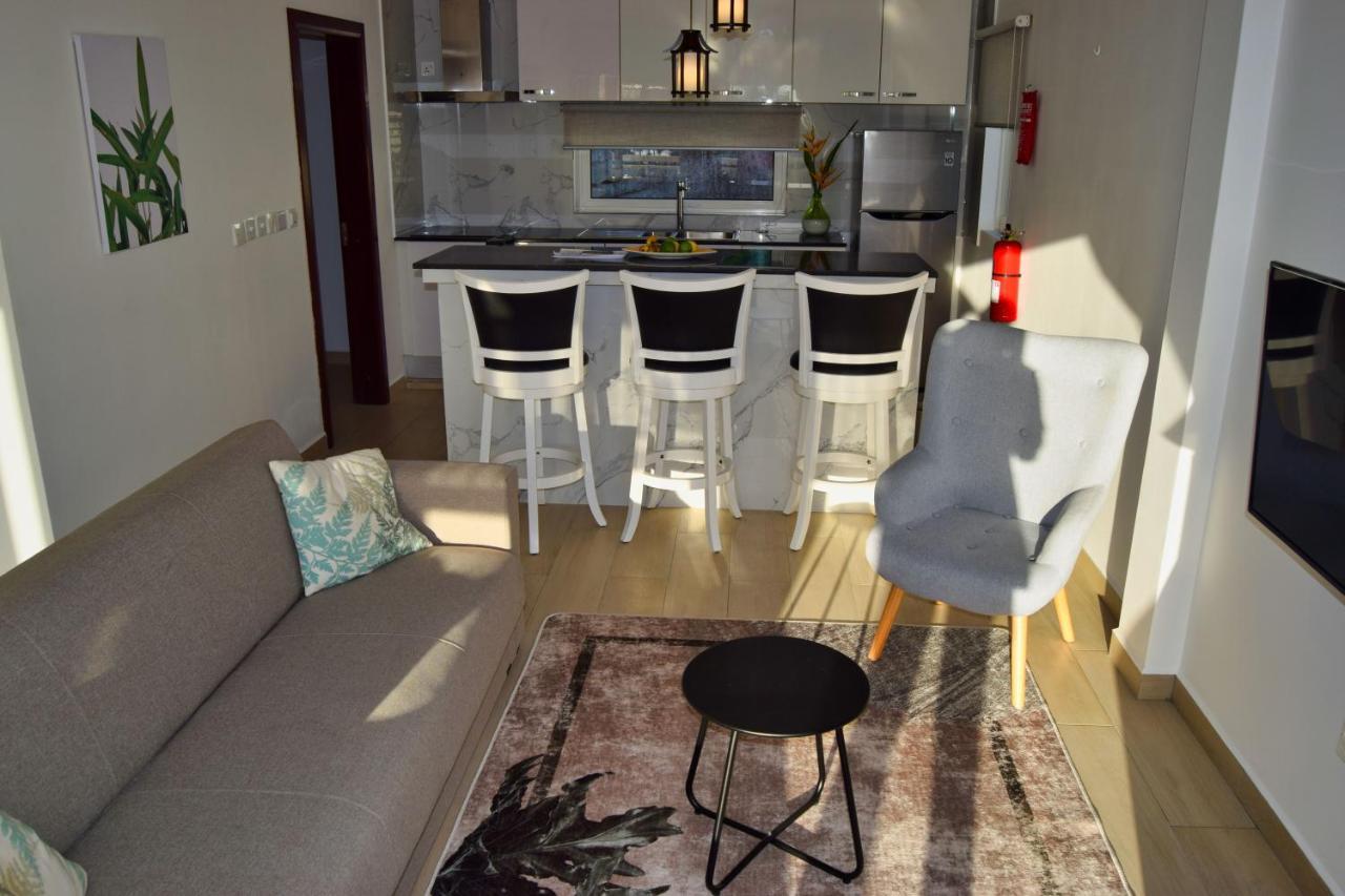 Venlia Apartment Виктория Екстериор снимка