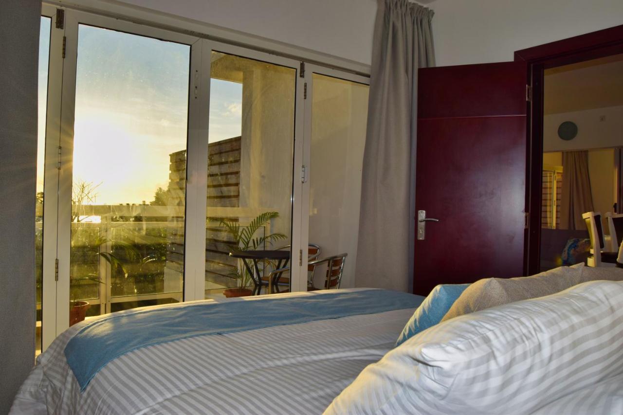 Venlia Apartment Виктория Екстериор снимка