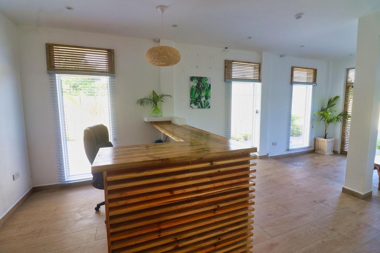 Venlia Apartment Виктория Екстериор снимка